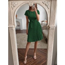 Rengamoda Eteği Pileli Beli Kuşaklı  Krep Kumaş Elbise (Renk Seçenekli)