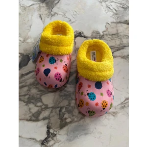 Kız Çocuk Kürklü Ev Terliği