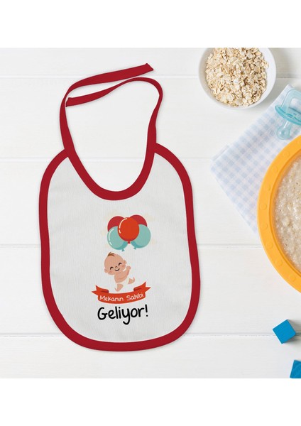 Kids Mekanın Sahibi Geliyor Tasarımlı Kırmızı Bebek Mama Önlüğü-1