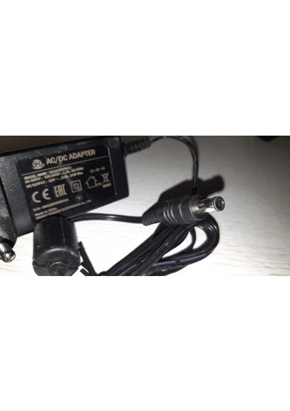 12V 2.0A 24W SH1220WWEU SH1220WWEU1A Ac/dc Adapter