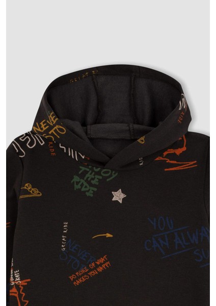 Erkek Çocuk Kapüşonlu Desenli Sweatshirt Y9044A622WN fiyatları