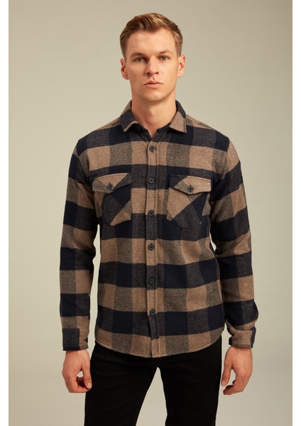 Kahverengi Erkek Slim Fit Düğmeli Yaka Çift Cepli Oduncu Ekose Gömlek modelleri