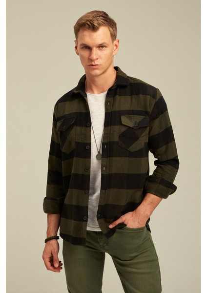 Haki Erkek Slim Fit Düğmeli Yaka Çift Cepli Oduncu Ekose Gömlek