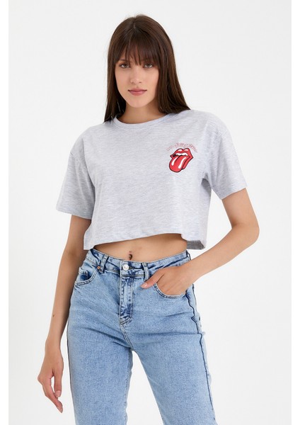 Gri Kadın Dil Ön Arka Baskılı Crop TSHIRT-XDLBYNTSTR03L fırsatları