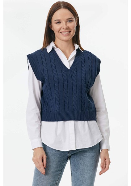 V Yaka Saç Örgülü Triko Süveter - Lacivert