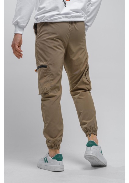 Baltassare Slim Fit Fermuar Detaylı Paraşüt Kargo Cepli Erkek Eşofman Alt modelleri