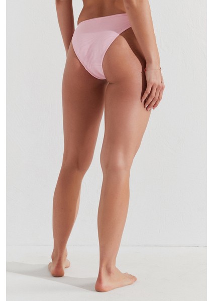 Şeker Pembesi Yasmin Hipkini Bikini Altın Rengiı modelleri