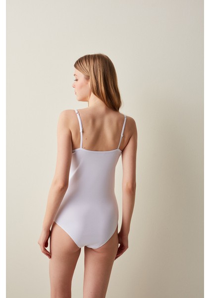 Beyaz Siyah İnce Askılı Body
