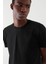 Siyah Basic Erkek Slim Fit %100 Pamuklu Kısa Kollu Bisiklet Yaka T-Shirt 2