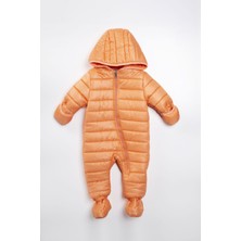 Podium Giyim   Bebek Turuncu Kışlık Panduf Ayaklı Kapüşonlu Kozmonot Tulum