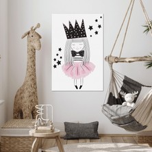 SML Tablo Pembe Kıyafetli Taçlı Kız Çizgi Film Karakteri Çocuk Odası Dekor Kanvas Tablo