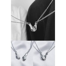 Trend Collection Gümüş Renk Mıknatıslı El Ele Tutuşan Çift Kolyesi