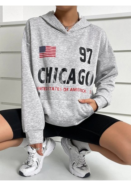 Kadın 97 Chicago 1845 Baskılı Oversize Sweatshirt