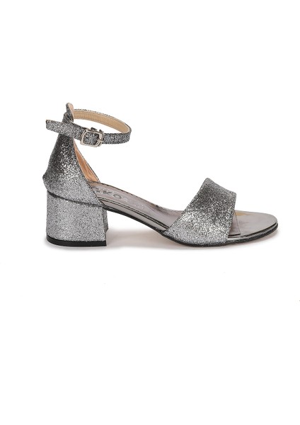 Kiko 769 Kum Simli Günlük Kız Çocuk 3 cm Topuk Sandalet Ayakkabı Platin fırsatları