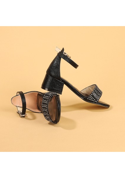 Kiko 765 Çatlak Günlük Kız Çocuk 3 cm Topuk Sandalet Ayakkabı Siyah fiyatları