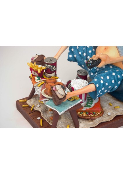 Tv Izleyicisi-Sertifikalı Özel Koleksiyon-38*23*20 cm fiyatları