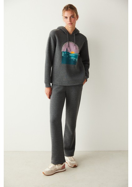 Gri Uzun Kollu Kapüşonlu Baskılı Sweatshirt
