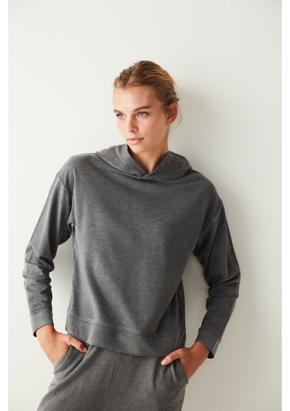 Koyu Gri Uzun Kollu Kapüşonlu Termal Sweatshirt