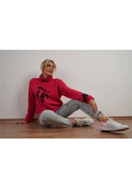 Kadın Boğazlı ve Pul Detaylı Kazak Fuşya fırsatları