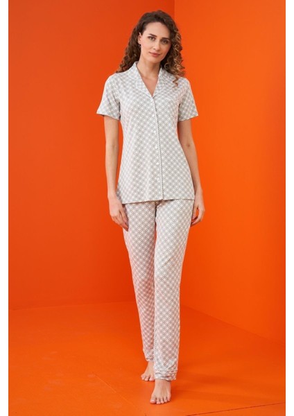 23203 Kadın Düğmeli Desenli Pijama Takım
