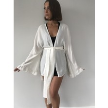 Kimonos Shop Beyaz Volanlı Kimono