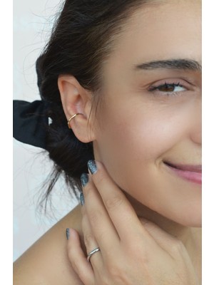 Sacce Scarves&Accessories Sıkıştırmalı Kıkırdak Küpesi Ince Earcuff