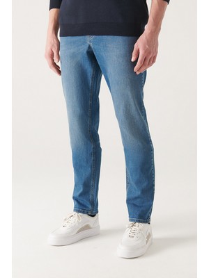 Avva Erkek Mavi Eskitme Yıkamalı Likralı Slim Fit Jean Pantolon E003540