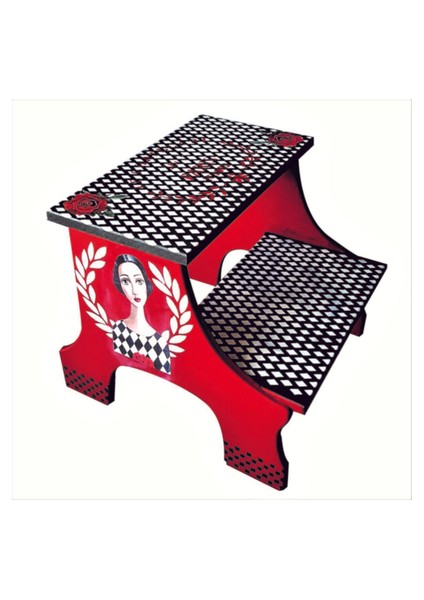 Ahşap Iki Basamaklı Dekoratif Merdiven