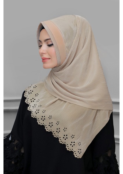 Çiçek Desenli Lazer Kesim -