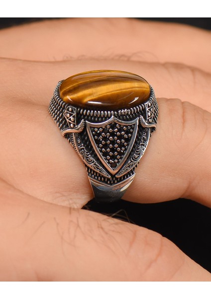 Gümüş 925 Ayar Gümüş Erkek Yüzüğü Kaplangözü Taşlı Kılıç Kalkan Figürlü