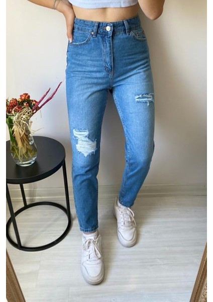 Yüksek Bel Tam Kalıp Mavi Mom Jeans