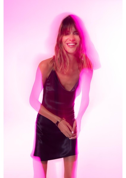 Regular Fit Degaje Sırtı Çapraz Detaylı İp Askılı Saten Mini Elbise X3624AZ22HS fiyatları