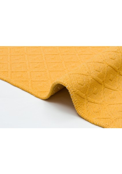 Azela Koleksiyonu 15 Dokuma Sarı Kendinden Desenli Saçaksız Kilim fırsatları