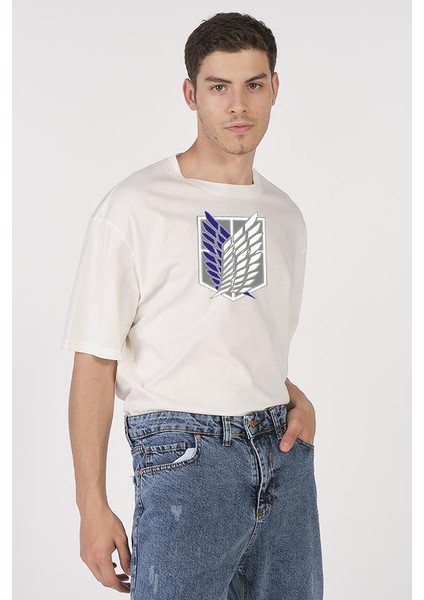 Oversize T-Shirt Attack On Titan Ekru fiyatları
