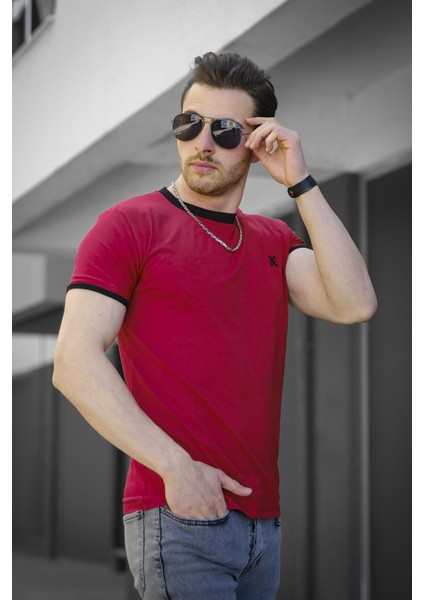 Riad Slim Fit Likralı Nakış Detaylı Kolu ve Yakası Biyeli Erkek Tshirt