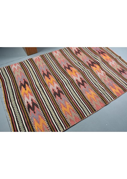 Türk Kilim, Eskitme Kilim, Area Kilim, 138 x 221 cm Siyah Kilim, El Yapımı Kilim, Banyosı Kilim, 1049