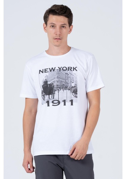 New York 1911 Baskılı Bisiklet Yaka Rahat Reguler Kalıp Erkek Tişört