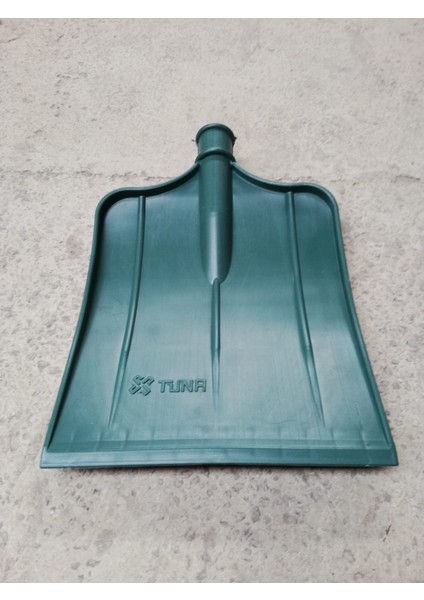 Plastik Kar Küreği