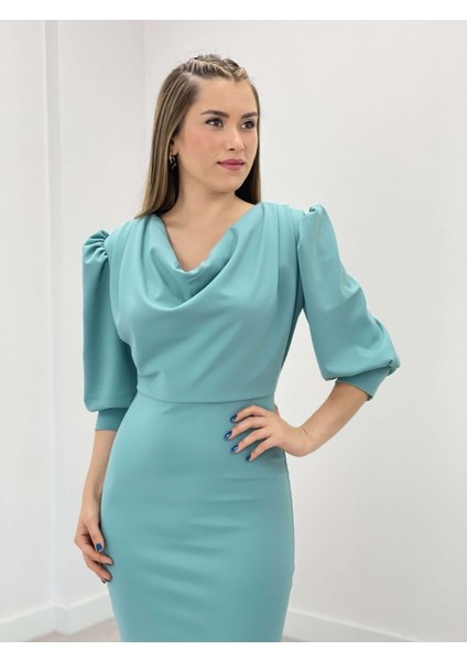 Krep Kumaş Degaje Yaka Kalem Elbise - Mint Yeşili