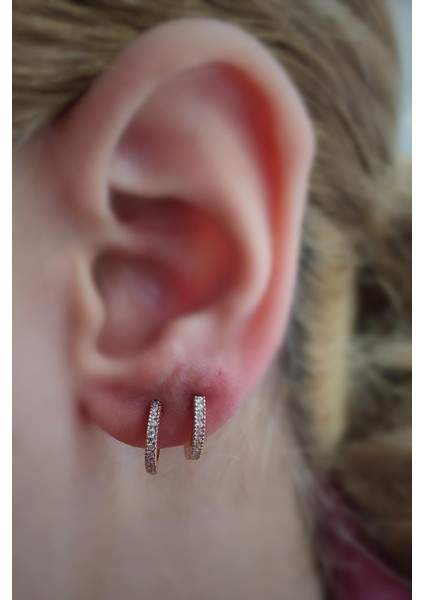 Gümüş 8 mm Ince Taşlı Bayan Halka Küpe NZ69D3