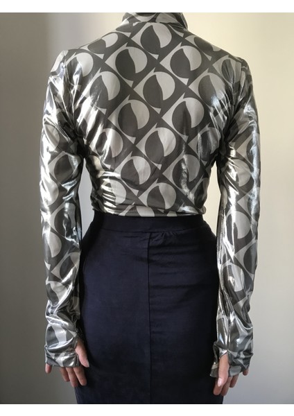 Gri Sim Desenli Parmak Detaylı Body modelleri