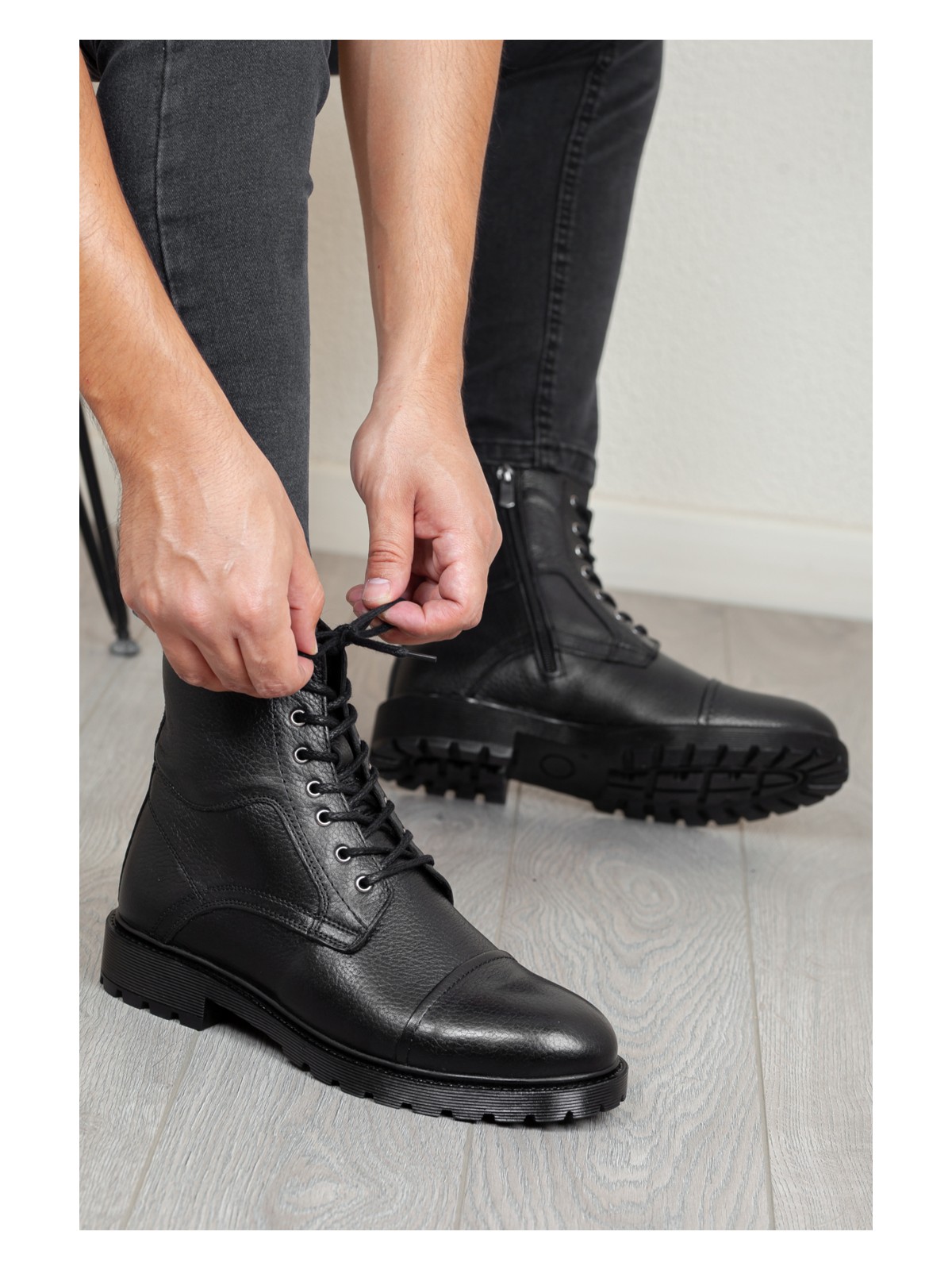 Daxtors D402 Hakiki Deri Soğuk Geçirmez Kışlık Erkek Bot Kauçuk Taban