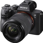 Sony ILCE-7M3K A7M3 28-70MM Objektifli 4K Video Çözünürlüğüne Sahip Fotoğraf Makinesi