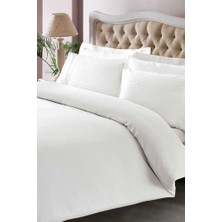 Taç Çift Kişilik Premium Basic Stripe Saten Nevresim Takımı Beyaz