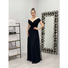 giyimmasalı Puantiye Detaylı Kayık Yaka Elbise - Siyah