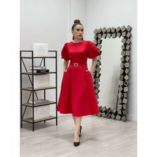 giyimmasalı Saten Kumaş Kemer Detaylı Midi Elbise - Kırmızı