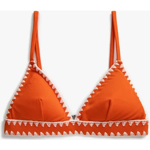 Üçgen Bikini Üstü Nakışlı