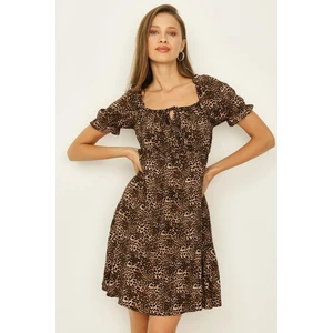 Select Moda Kadın Leopar Desen Kare Yaka Balon Kollu Mini Elbise