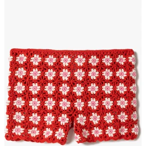 Kroşe Şort Papatya Motifli