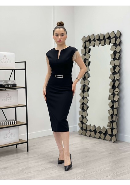 Atlas Kumaş Omuz Taşlı Püsküllü Elbise - Siyah